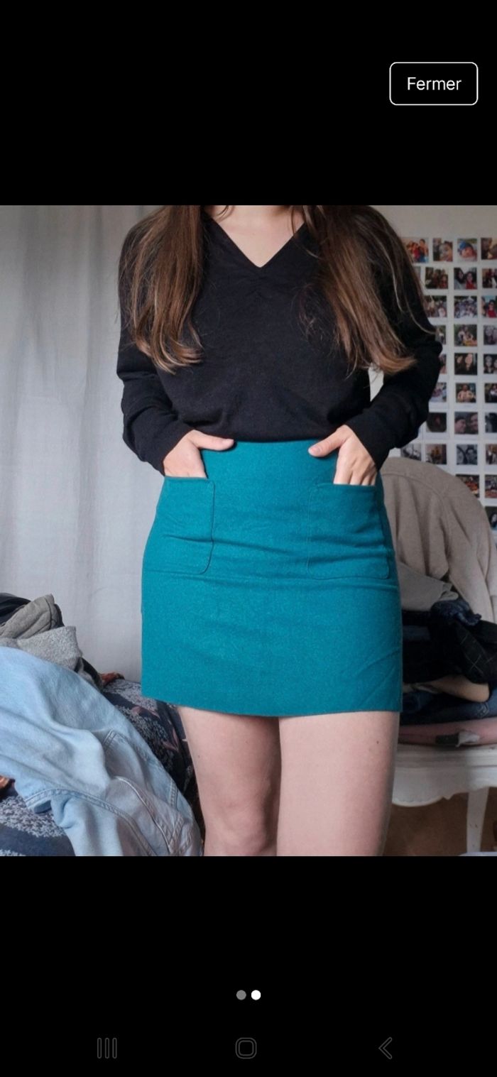 Jupe courte - photo numéro 2