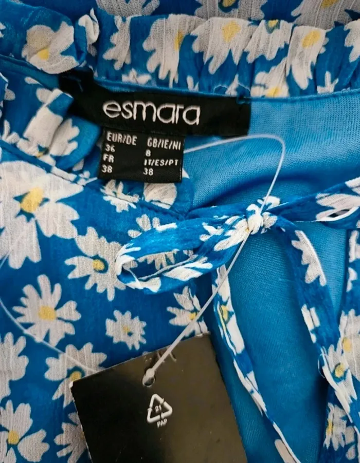 Robe bleue fleurie Esmara Taille 38 Neuve - photo numéro 8