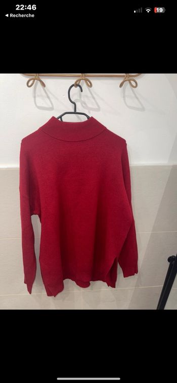 Pull col roulé rouge
