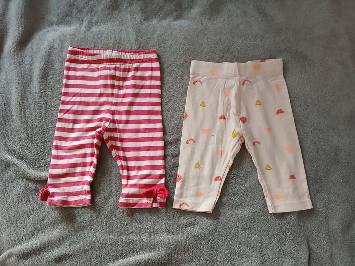 L'or de 2 leggings courts 12 mois fille - photo numéro 2