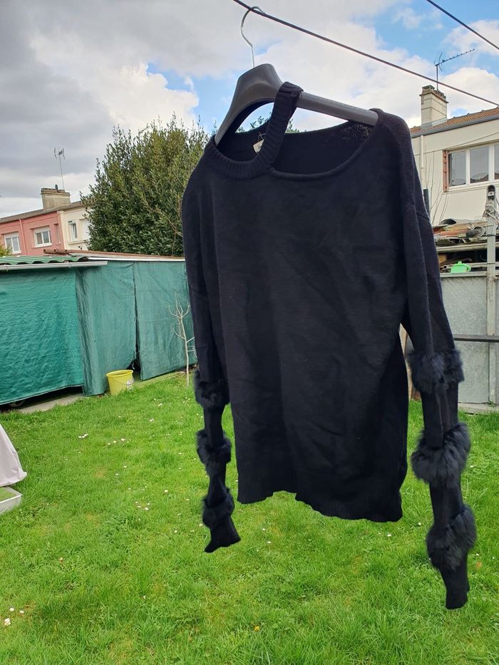 Pull manches fausse fourrure neuf