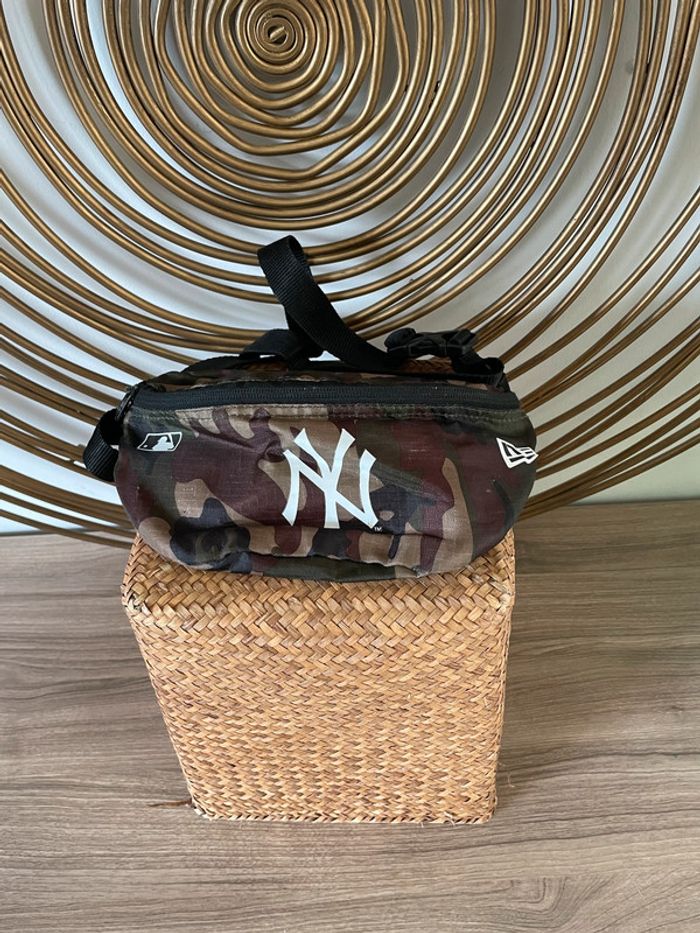 Banane camouflage New Era