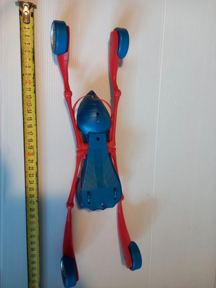 Majorette spiderman 2004 - photo numéro 4