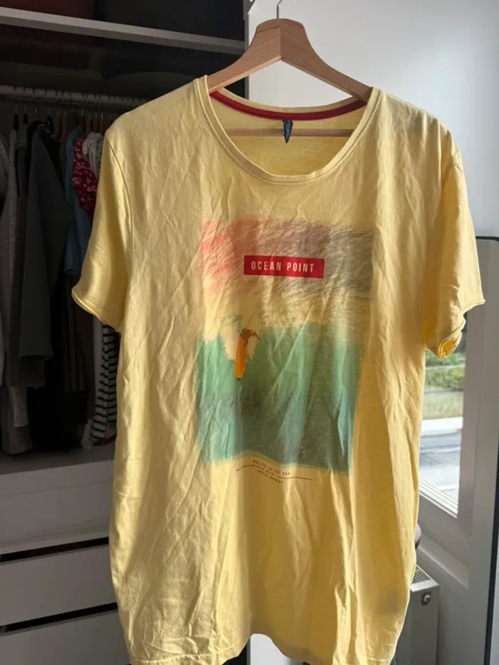 Tee shirt