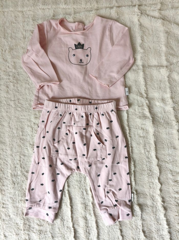 Lot 2 blouses, 1 ensemble, 2 pantalons  3 mois - photo numéro 5