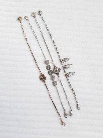 Lot de 4 bracelets