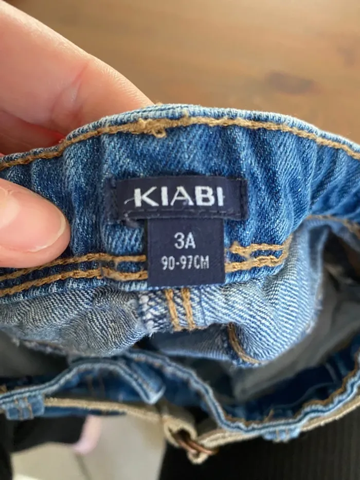 Short en jean bleu ceinture doré kiabi - photo numéro 4
