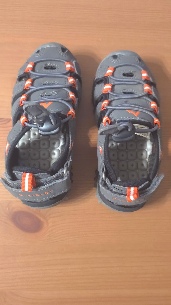 💙😍 sandales tout terrain pointure 24 garçon 😍💙 - photo numéro 4