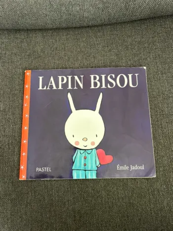 Livre lapin bisous