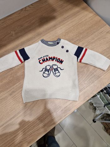 Pull 9 mois