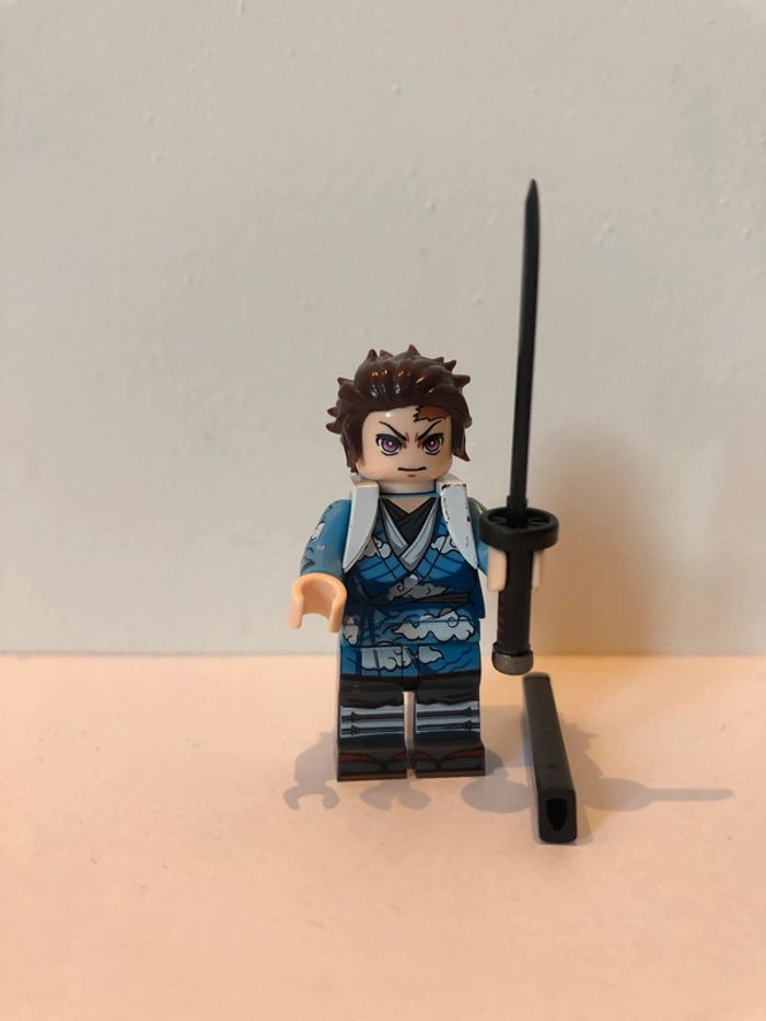 Figurine type lego Démon Slayer