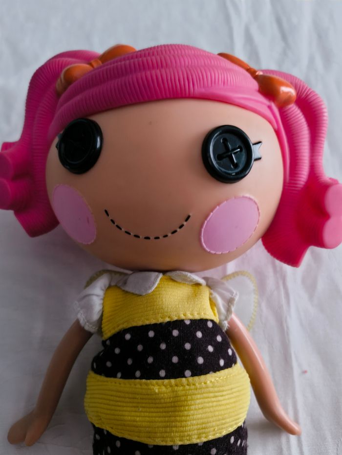 Poupée lalaloopsy abeille - photo numéro 2