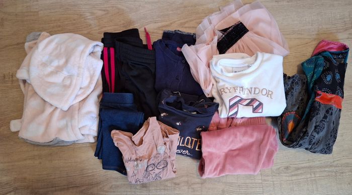 Lot 5 ans hiver fille 9 pièces.