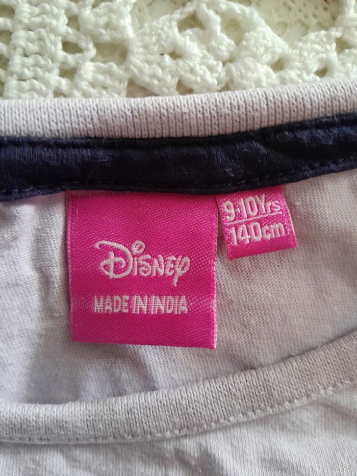 T-shirt Yasmine, Marque Disney, couleur lilas imprimé, taille 9/10ans -140cm, manches longues - photo numéro 4