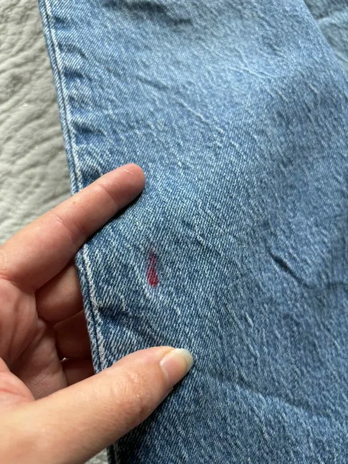 Jean Levi’s femme Wedgie Straight L28 36/38 S/M Premium Bleu taille haute 7/8 eme cropped effiloché - photo numéro 6
