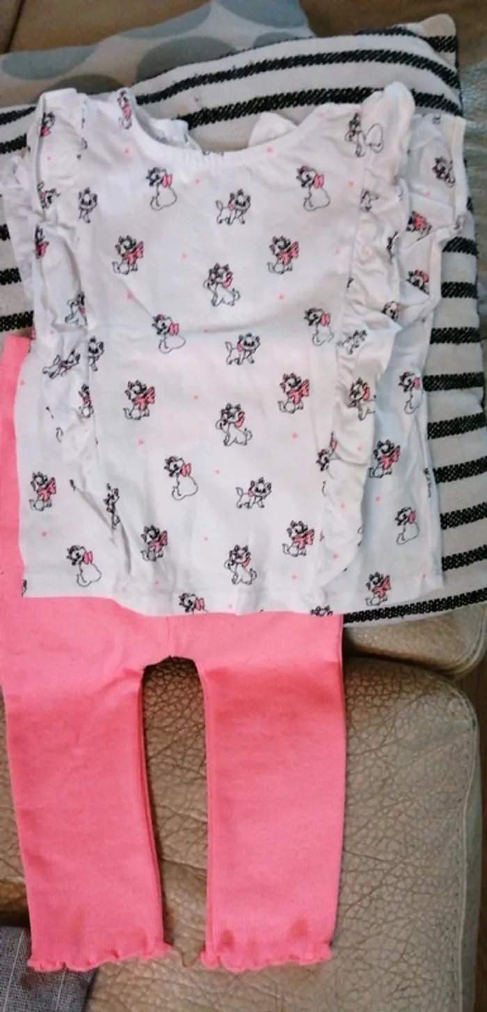 Ensemble legging et tshirt