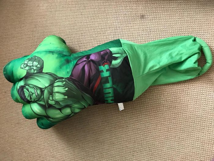 Peluche poing de Hulk avengers endgame XL