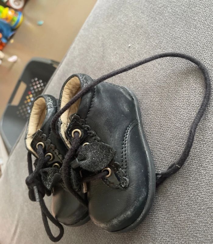 Lot de chaussures 18 - photo numéro 2