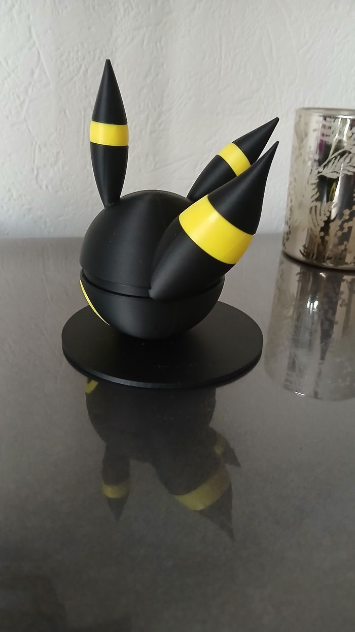 Pokeball Noctali - photo numéro 3