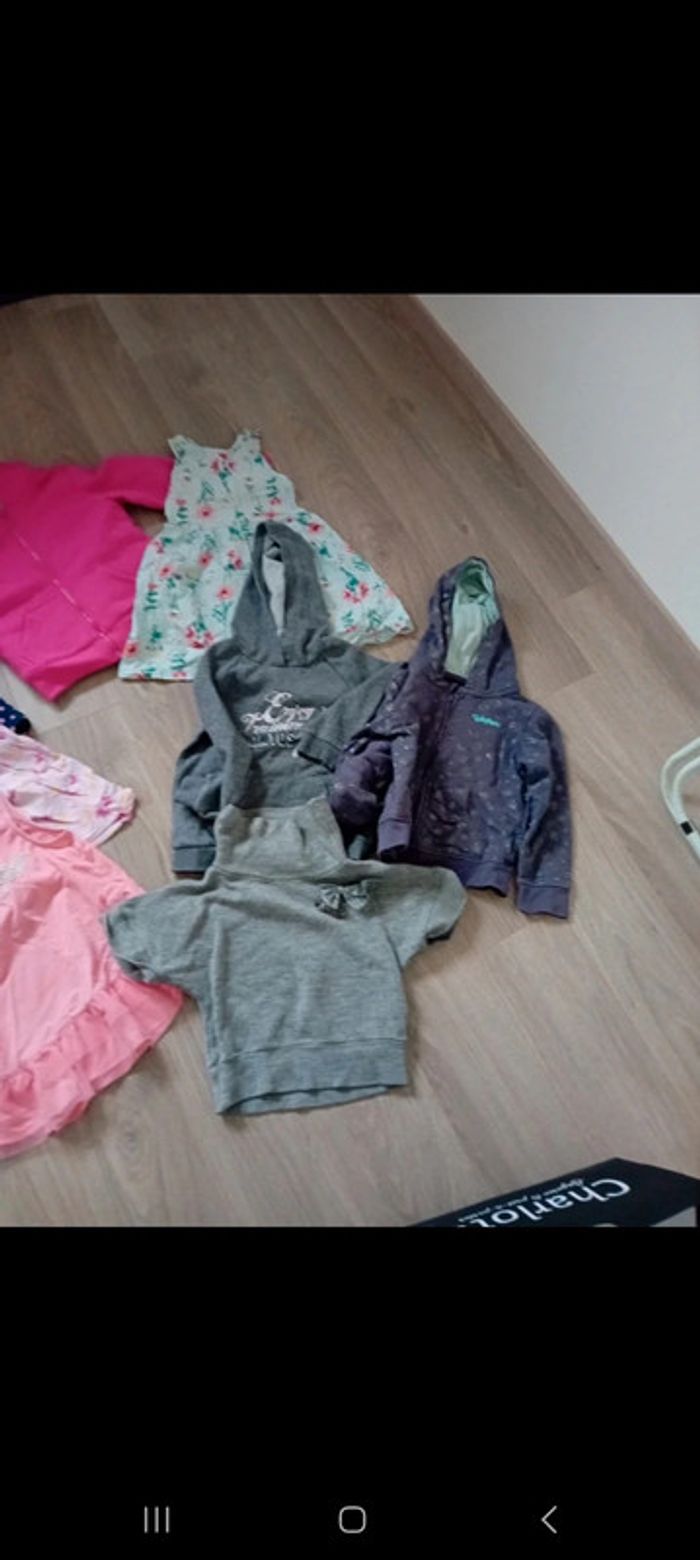 Lot 6 ans fille - photo numéro 2