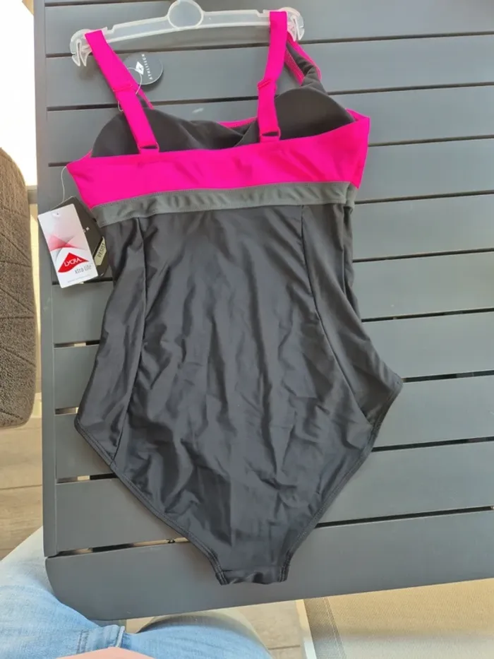 Piscine  natation femme maillot de bain 40 - photo numéro 4