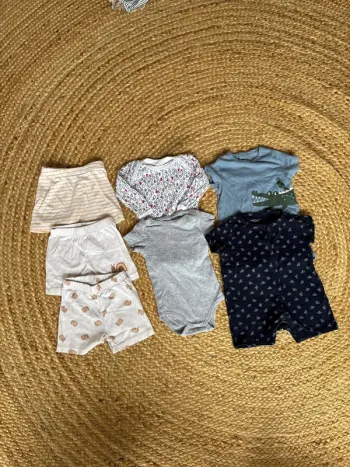 Lot de vêtements - 9 mois