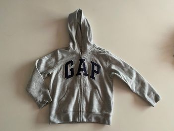 Sweat zip à capuche