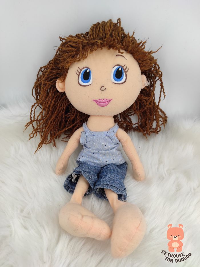Poupée de chiffon fillette cheveux en laine