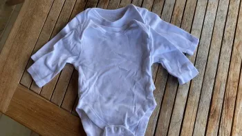 Lot de 2 bodys Primark manches longues - 1 mois