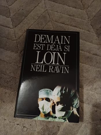 Livre Demain est déjà si loin 