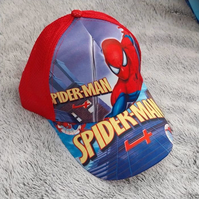 Casquette spiderman neuve - photo numéro 2