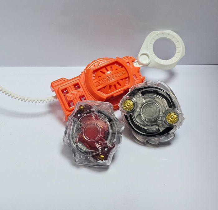 Lot Toupies Beyblade Burst