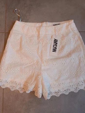 Short blanc en broderie anglaise taille m amlynn
