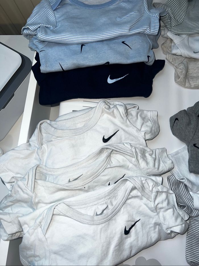 Lot body Nike - photo numéro 2