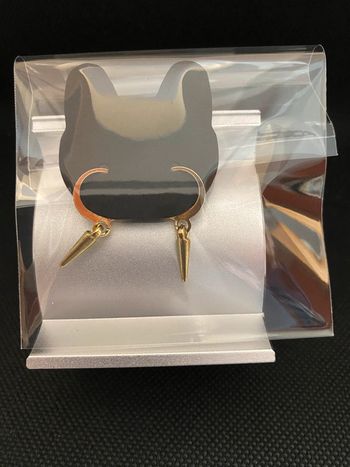 Idée cadeau de noël - Boucles d’oreille dorées pointés