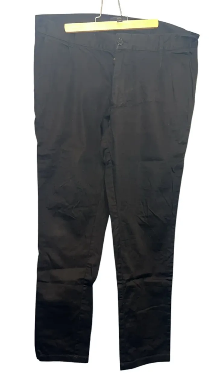 Pantalon Slim fit taille 42