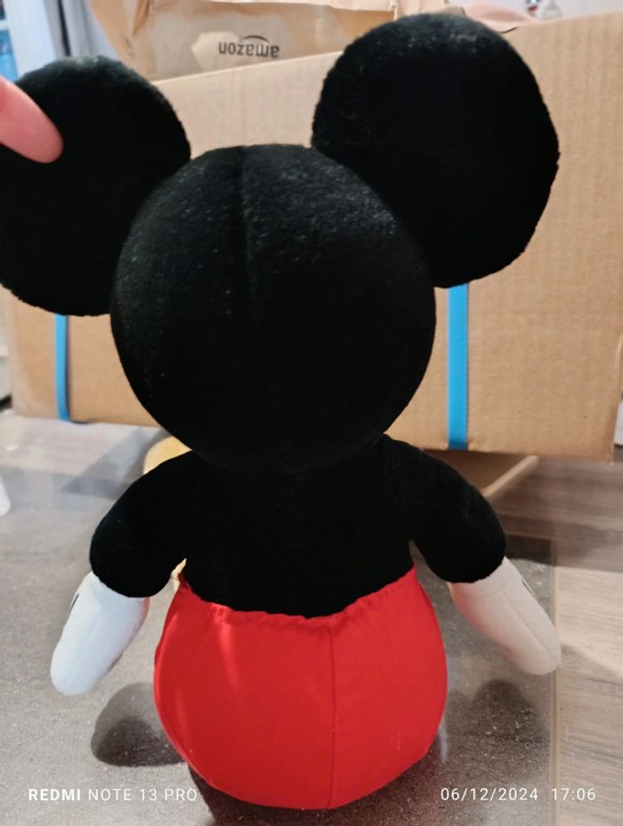 Mickey 42 cm neuf - photo numéro 4