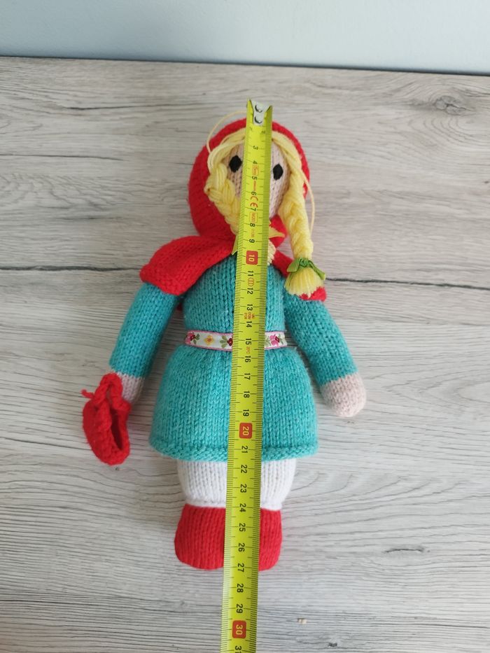 Peluche en tricot petit chaperon rouge - photo numéro 3