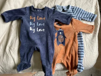 3 pyjamas velours la redoute 1 mois