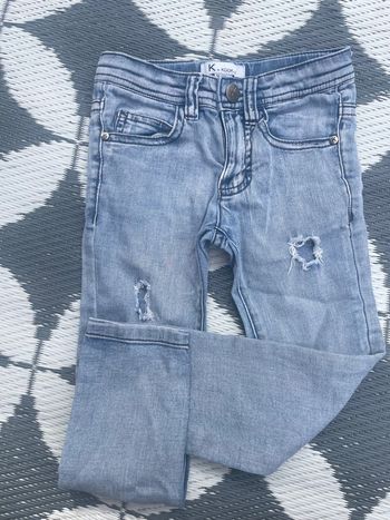 Jeans à trous
