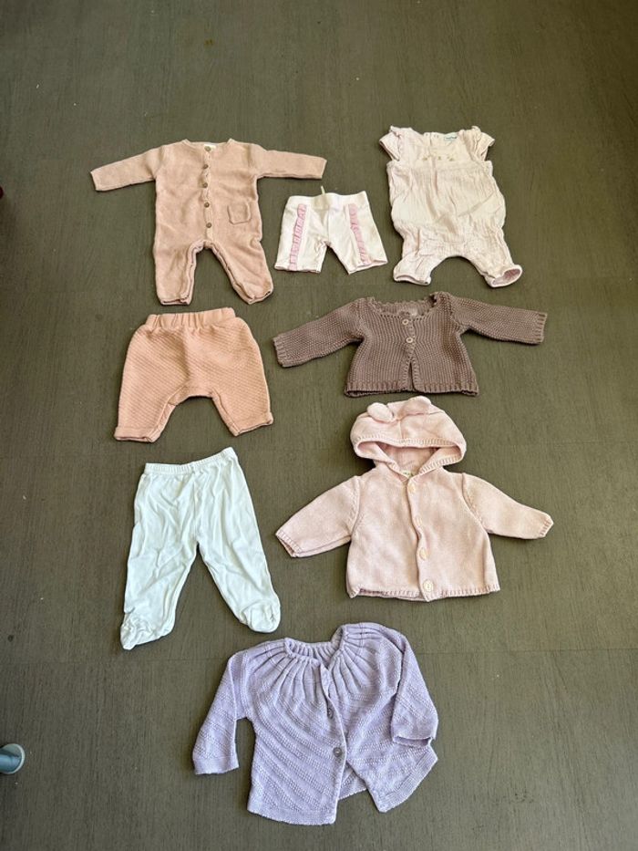 Lots de vêtements 1 mois - photo numéro 13