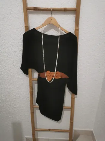 Tunique noire asymétrique