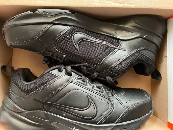 34€ avec le code SABLES25 Nike Defyallday taille 42,5