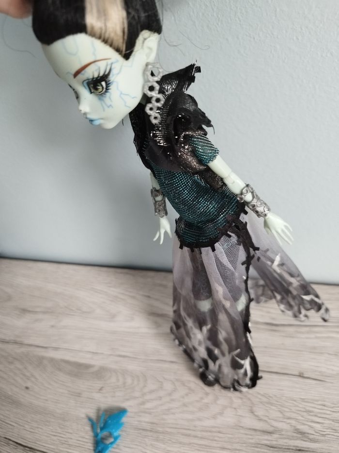 Poupée Monster high Frankie Stein ghouls rule - photo numéro 7