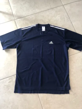 Tee-shirts bleu bandes blanches