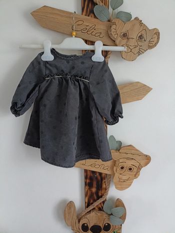 Robe tape a l'oeil 9 mois