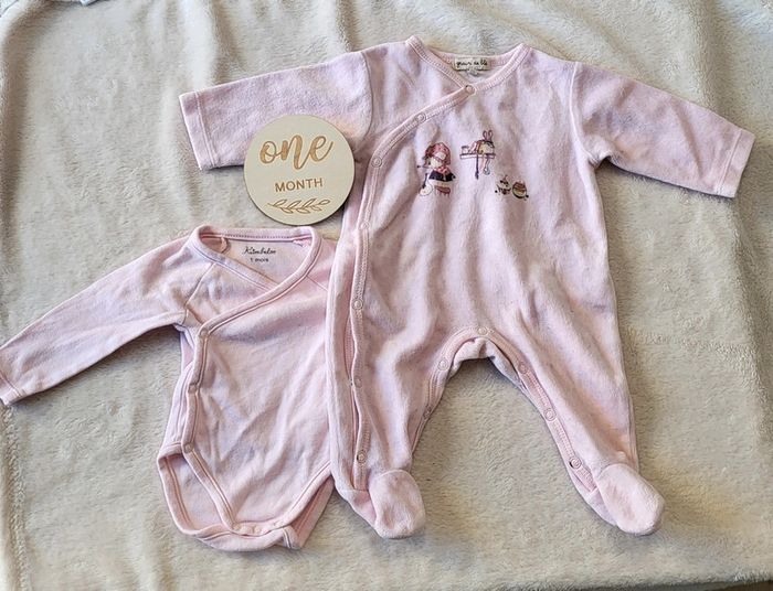 Lot pyjama et bodie rose pâle