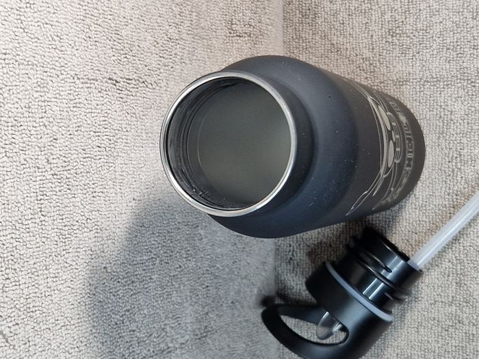 Gourde Isotherme 500ml Noir Avec Paille - Logo One Piece - photo numéro 6