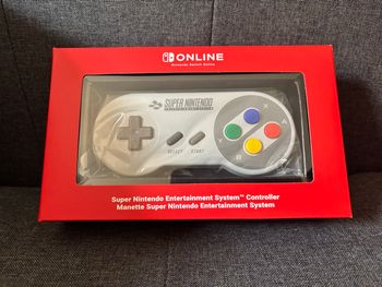 Manette SNES officielle pour Nintendo Switch Neuve