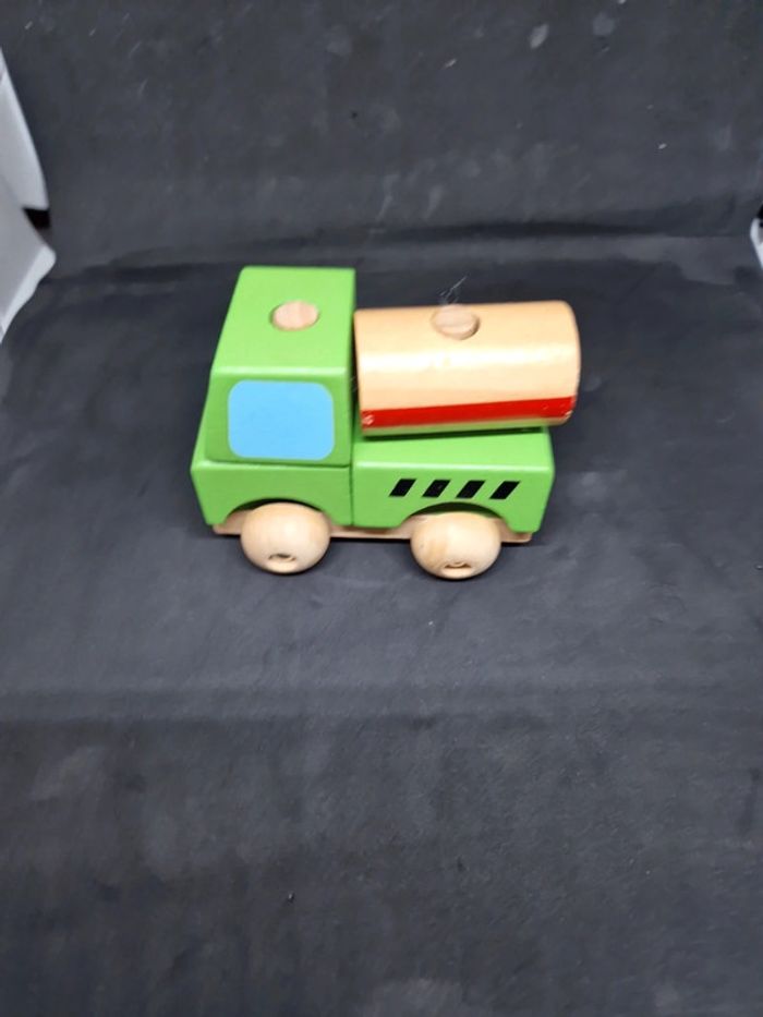 Camion en bois - photo numéro 3